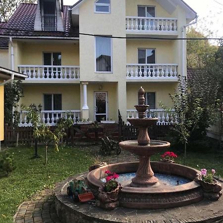 Вілла "Престиж" Apartment ตรุสคาเวตส์ ภายนอก รูปภาพ